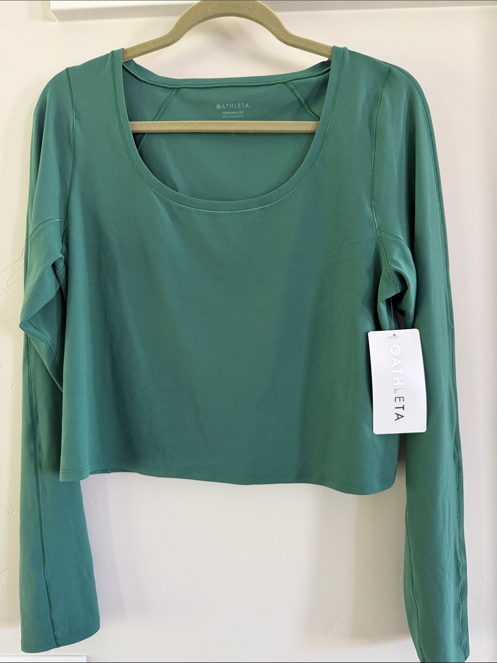 Athleta Women's Transcend Long-Sleeve Crop Top in Teal Green